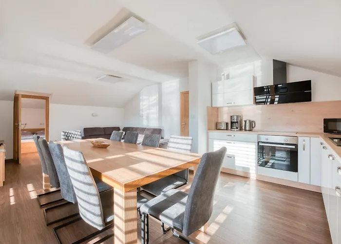 Apartmaji Enia Ratece-Planica, Kranjska Gora
